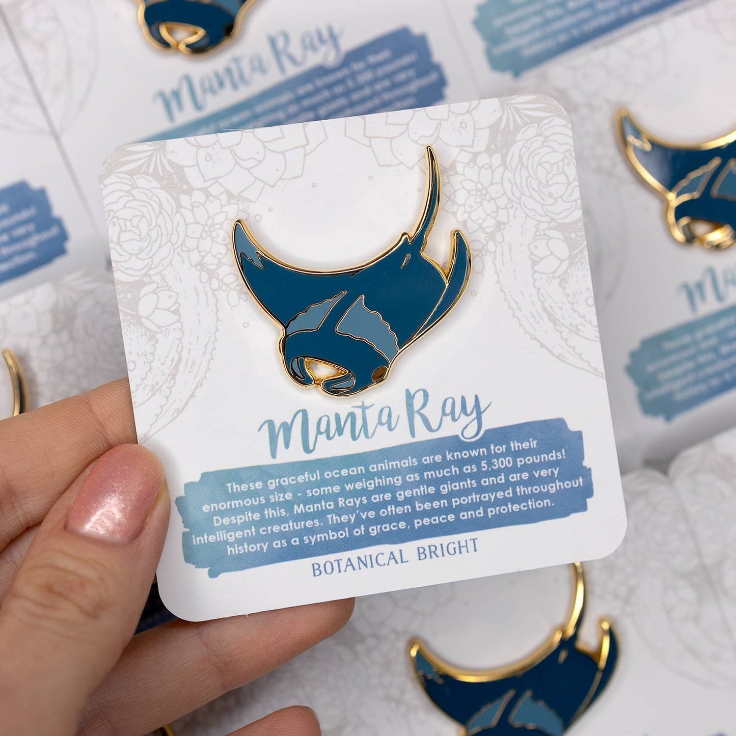 Manta Ray Enamel Pin - Gold Plated Base