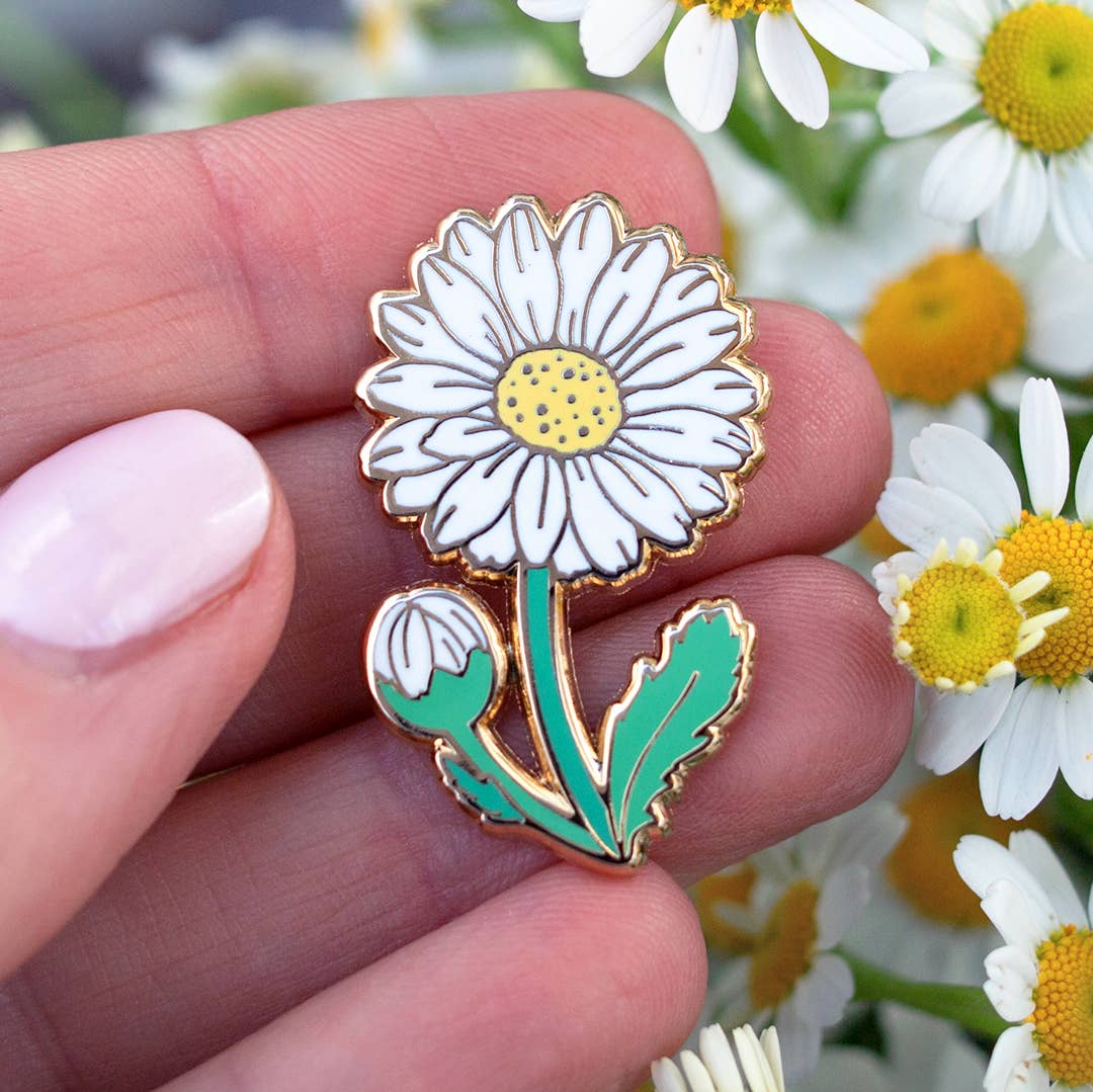 Daisy Enamel Pin - April Birth Flower - Gold Plated Base