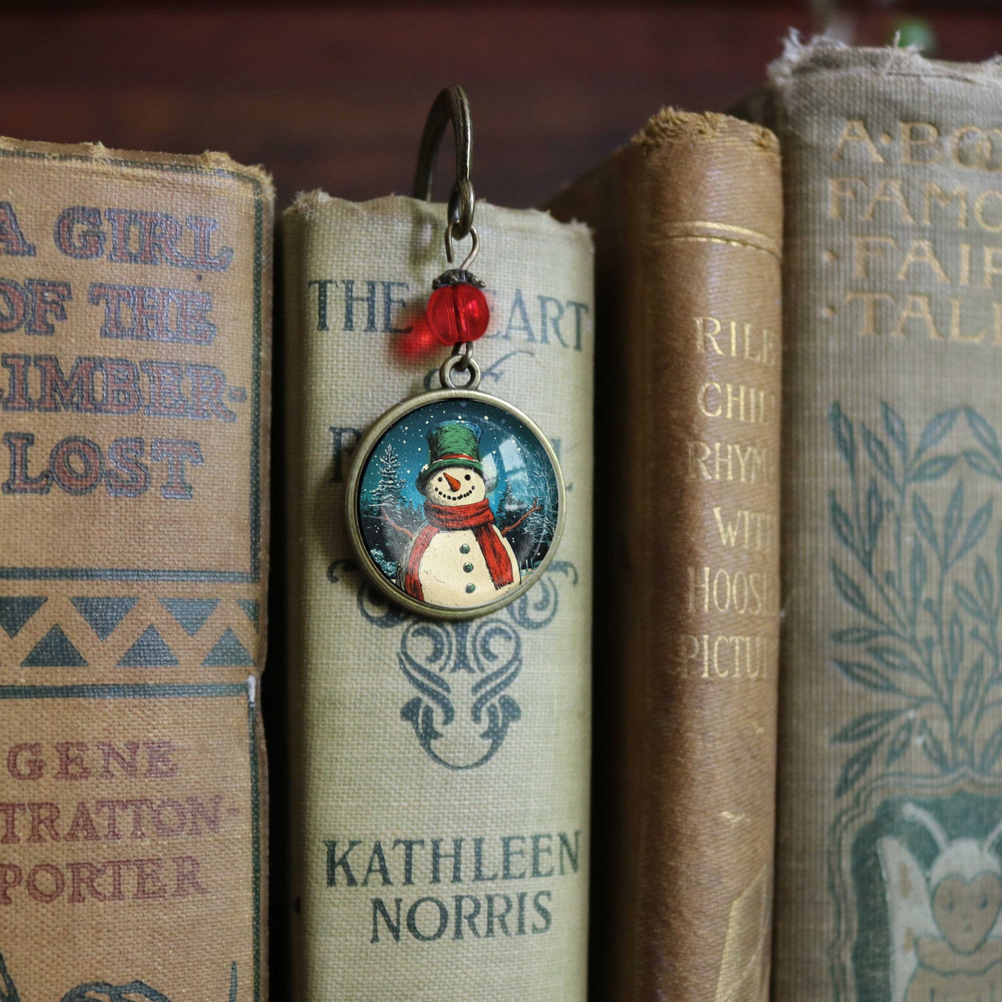 Snowman in a Top Hat Bookmark - Christmas - Bronze and Glass Cabochon Book Hook