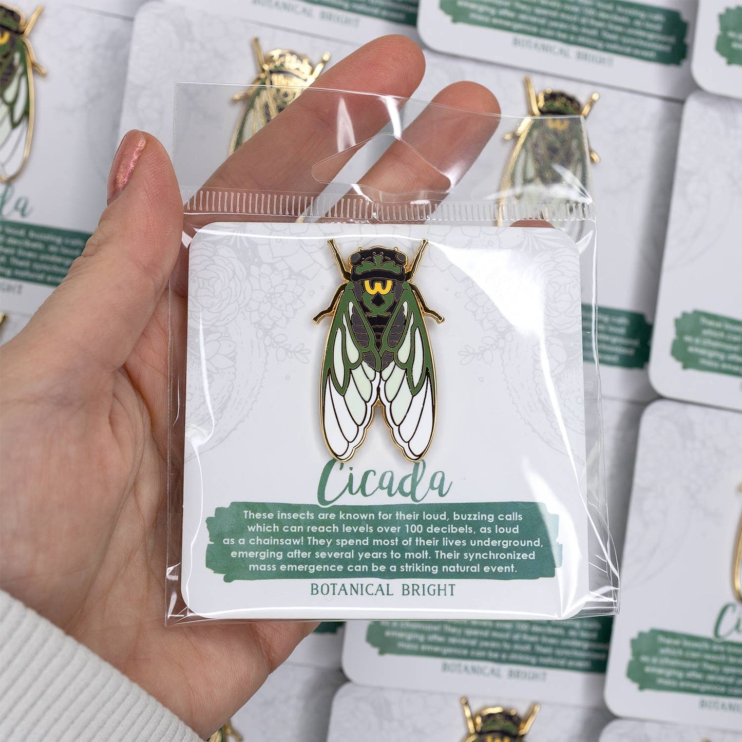 Cicada Enamel Pin - Gold Plated Nature Jewelry - Garden & Insect Brooch