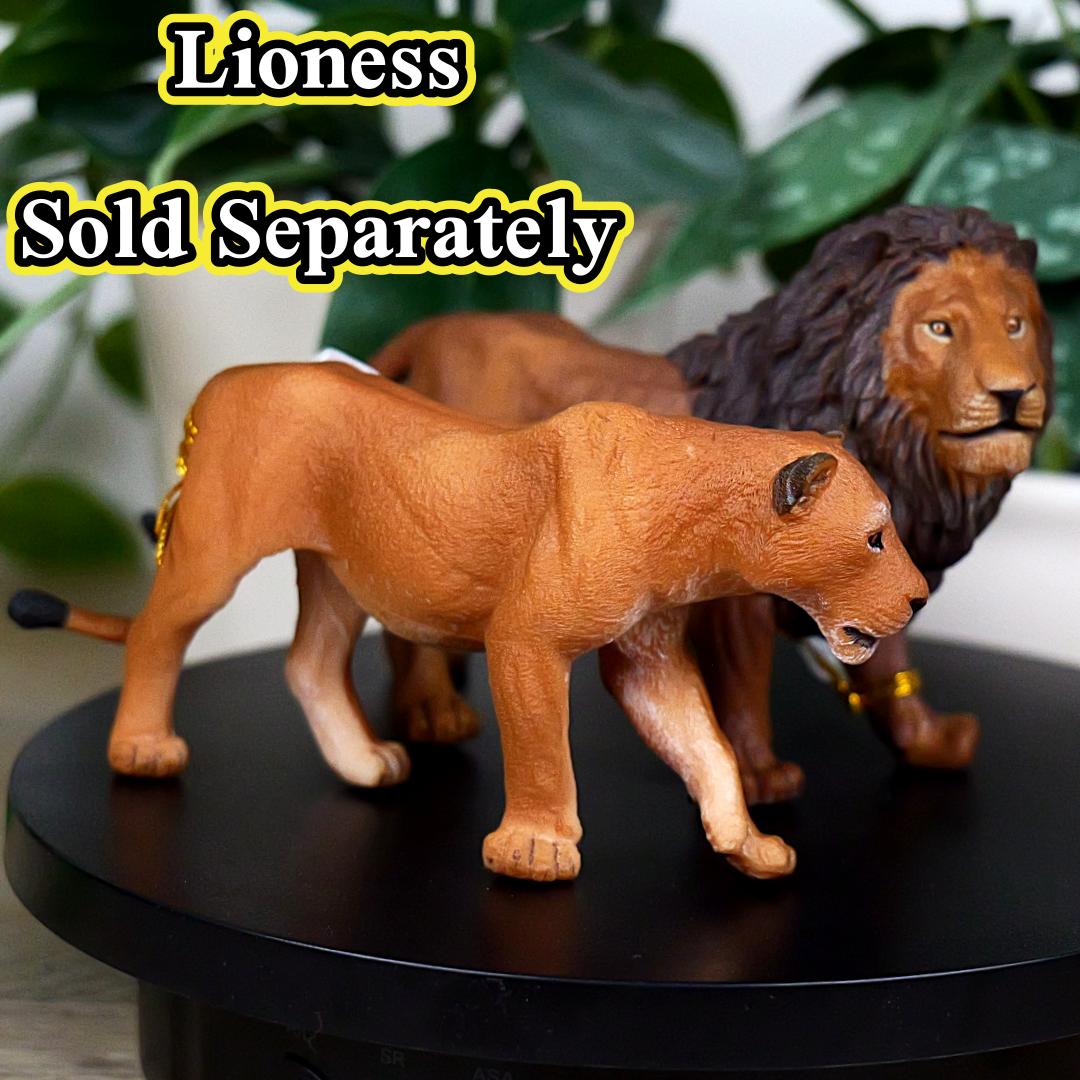 Lion Animal Figure - Hand Painted & Collectible Toy - Papo 50040