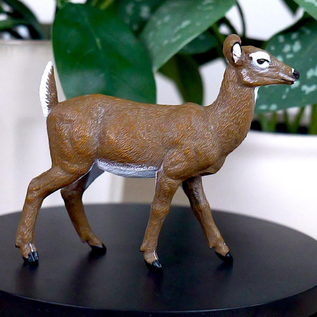 White-Tailed Doe Figure - Hand Painted & Collectible Deer Figurine - Papo 50218