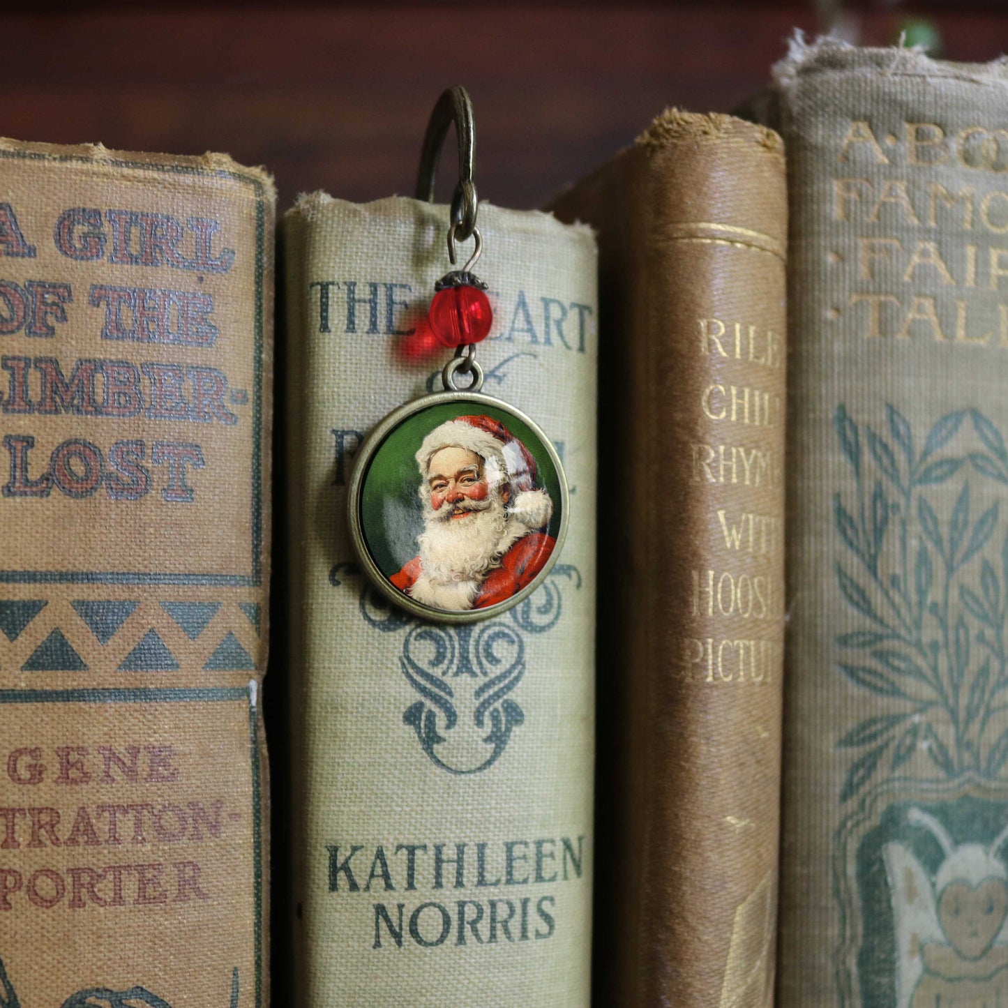 Victorian Santa Bookmark - Christmas - Bronze & Glass Cabochon