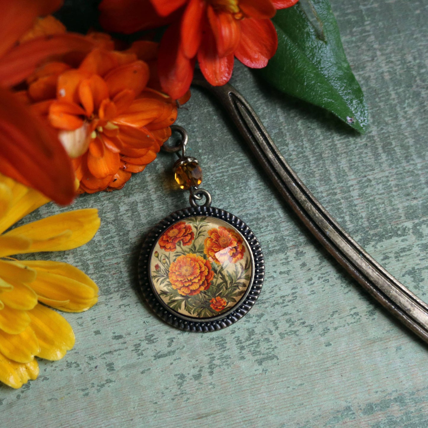 Marigold Flowers Bookmark - Floral - Bronze and Glass Cabochon Book Hook