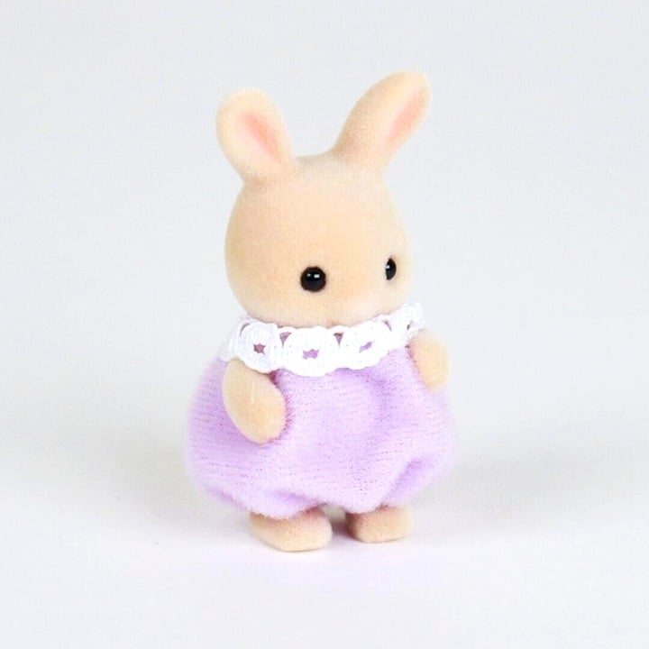 Calico Critters Milk Rabbit Baby - Baking Baby Party Series