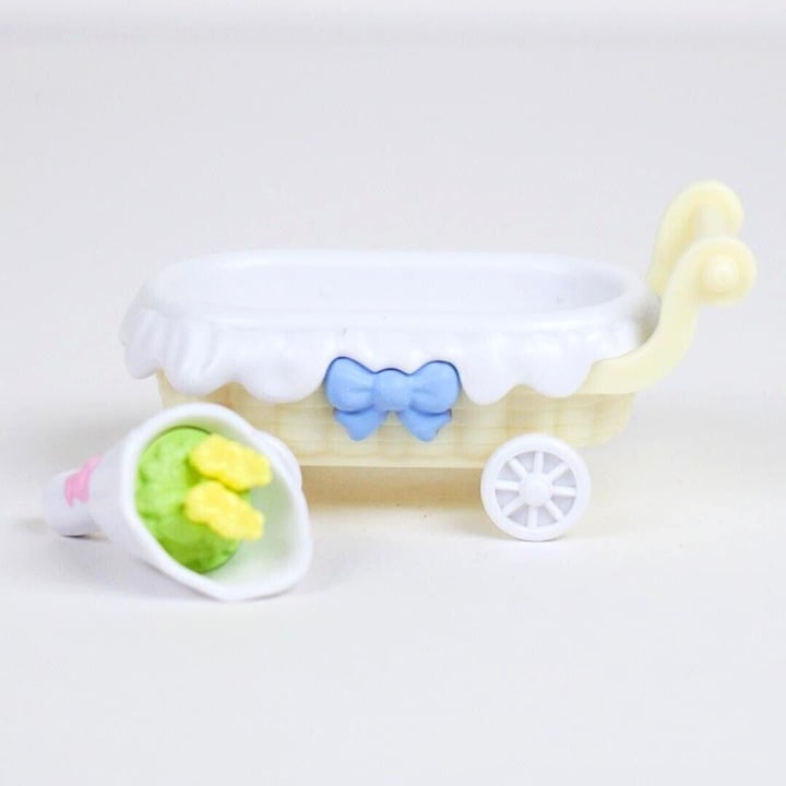 Calico Critters & Sylvanian Families Mixed Accessory Lot