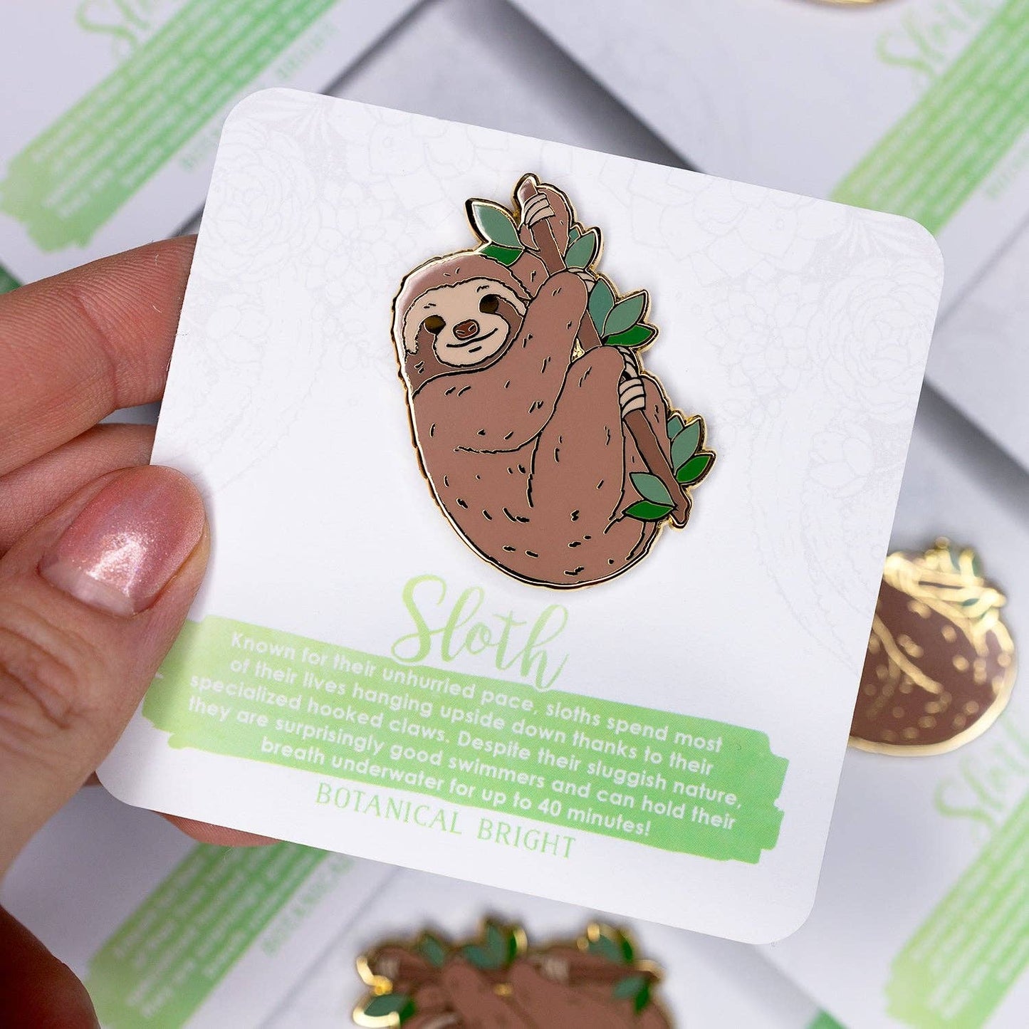 Sloth Animal Enamel Pin - Gold Plated Nature Jewelry - Wildlife Brooch