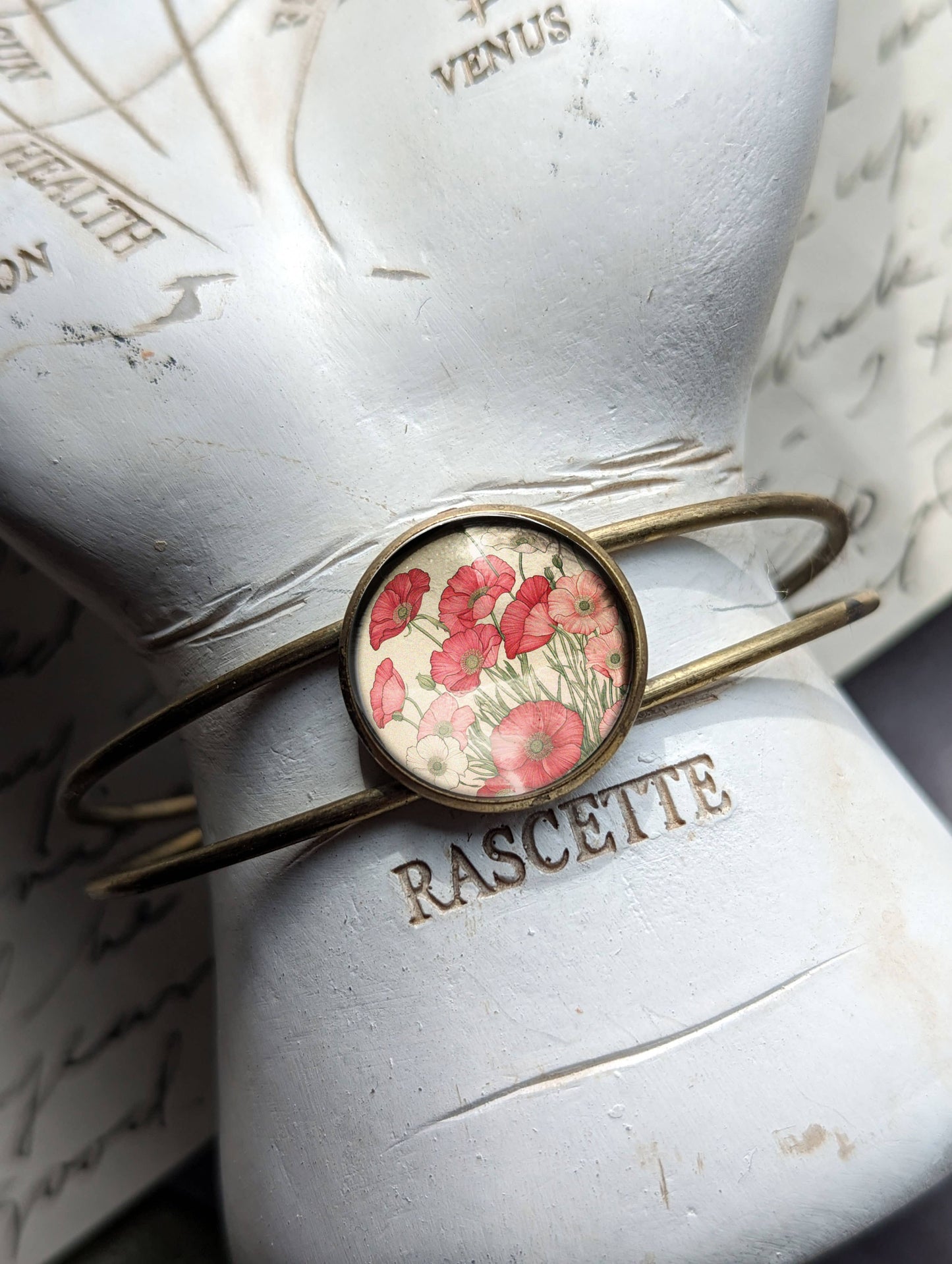 Pink and Red Poppy Flowers Cuff Bracelet - Bronze and Glass Cabochon