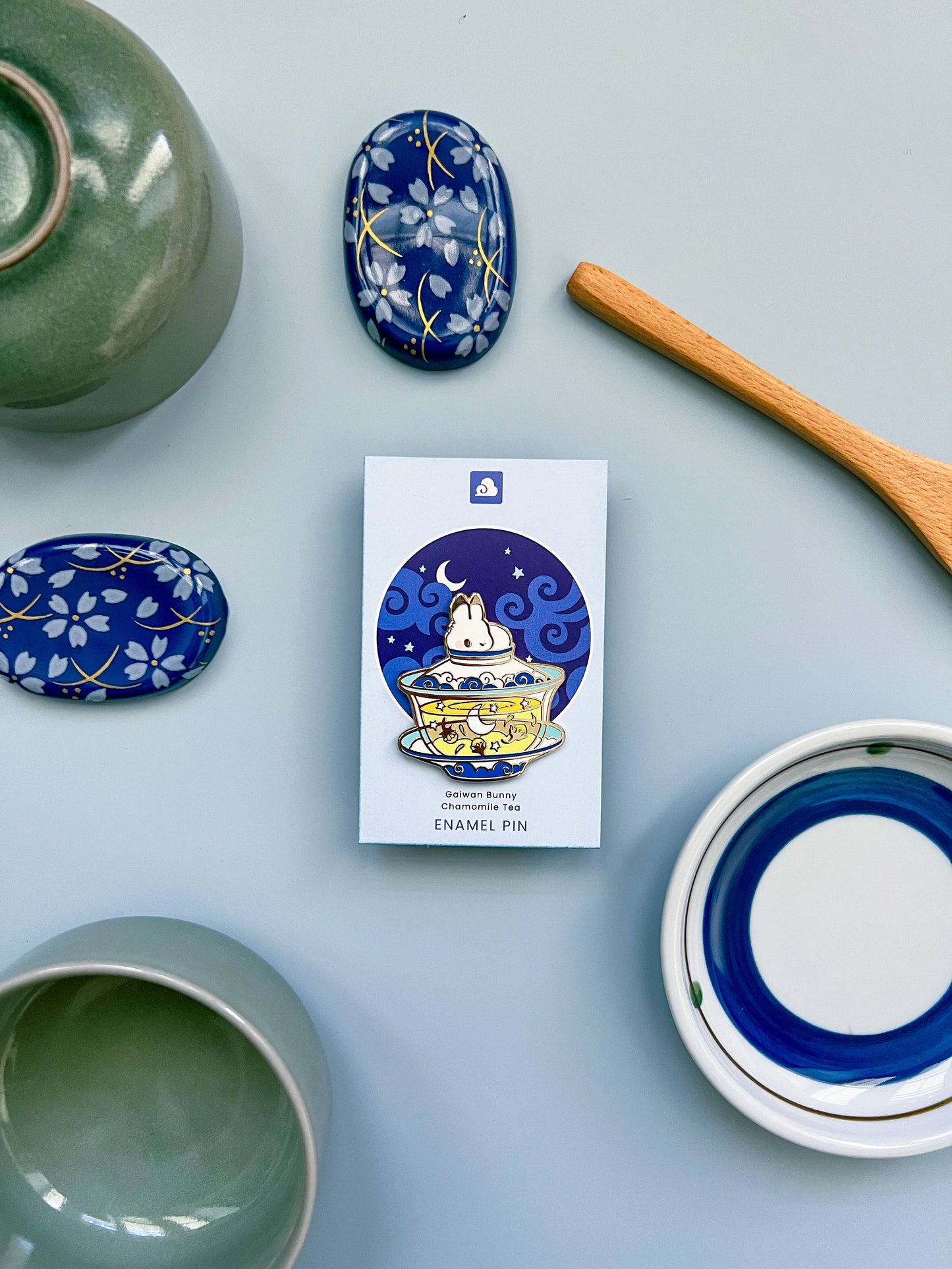 Bunny Rabbit Enamel Pin - Gaiwan - Chamomile Tea