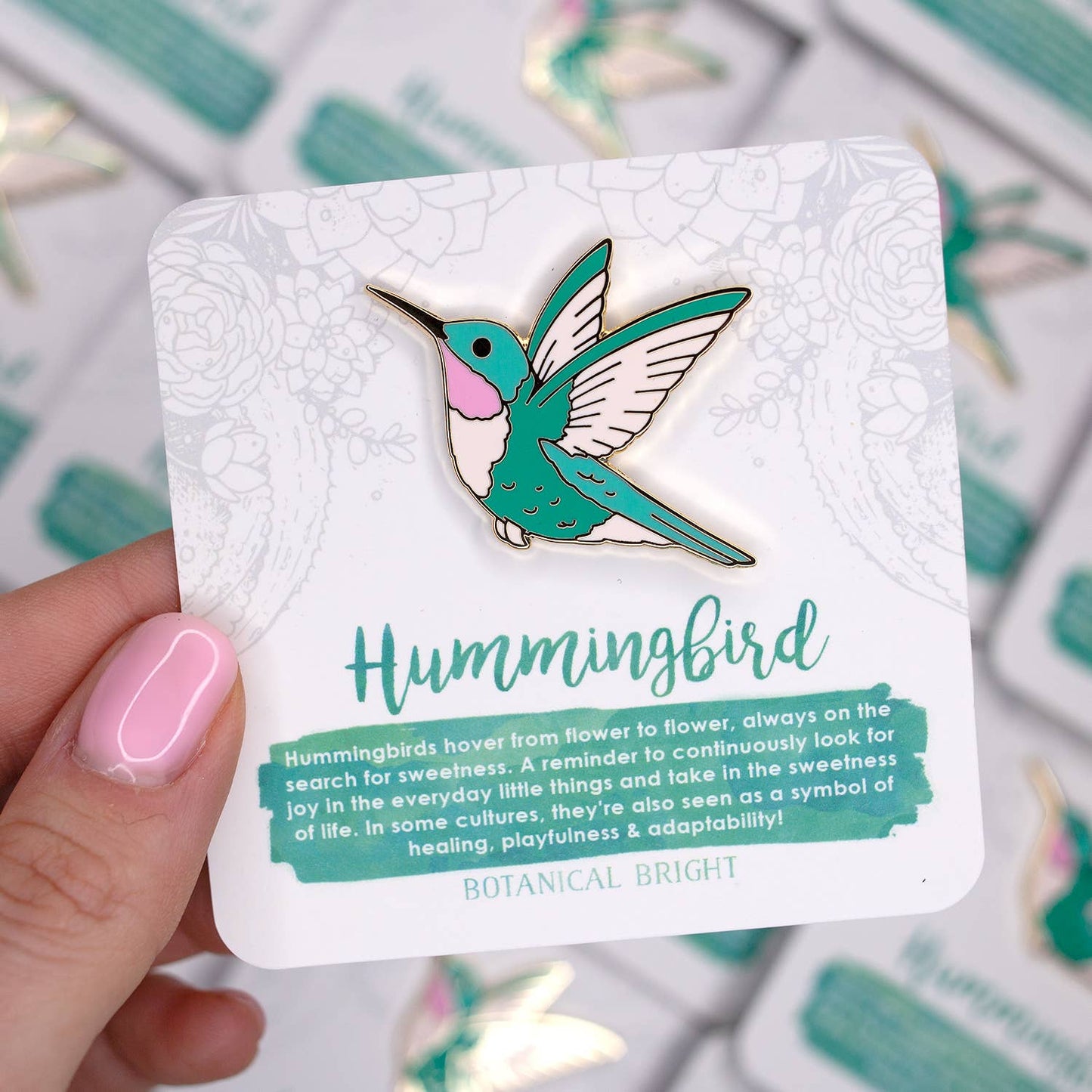 Hummingbird Enamel Pin - Gold Plated Nature Jewelry - Bird & Wildlife Brooch