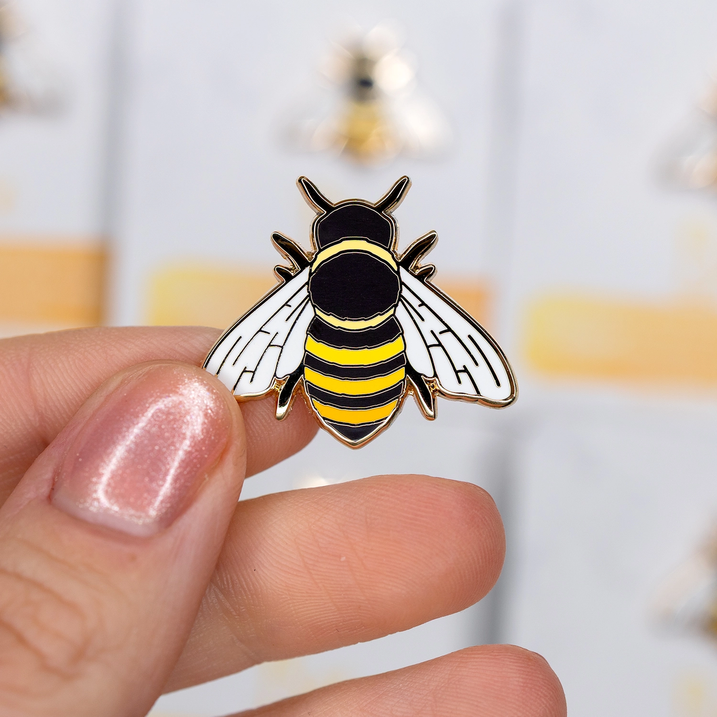 Bee Enamel Pin - Gold Plated Nature Jewelry - Garden Insect Brooch