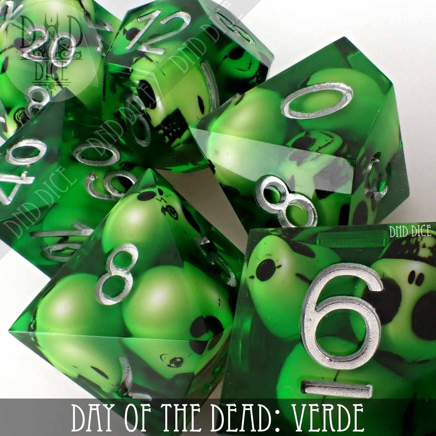 Dice Set - Day of the Dead - Verde - Handmade - 7 Resin Dice