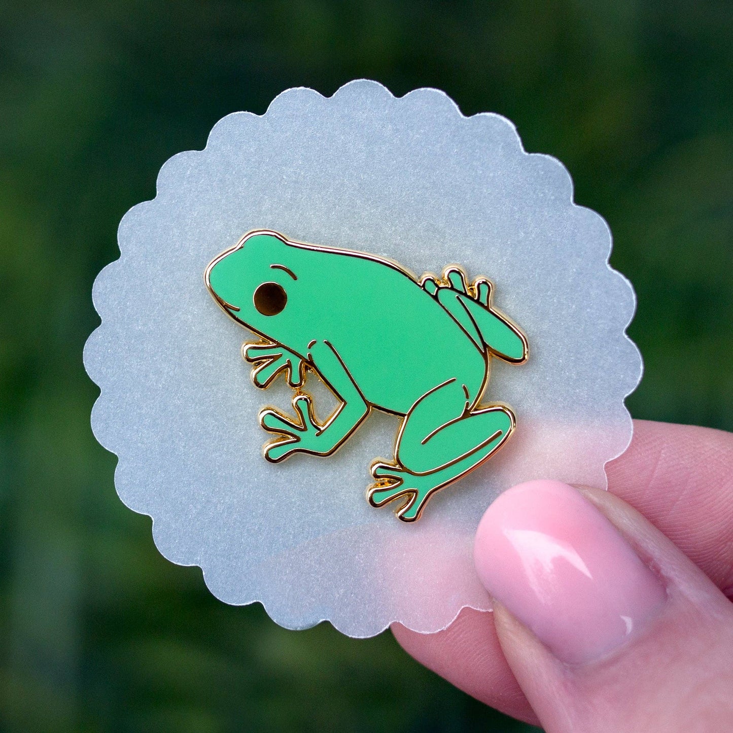 Garden Frog Enamel Pin - Gold Plated Amphibian & Nature Jewelry