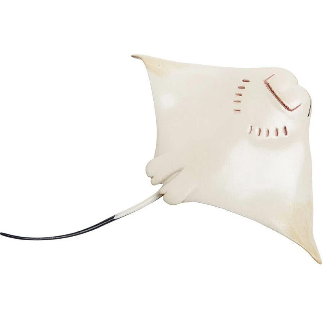 Cownose Ray Figure - Hand Painted & Collectible Toy - Safari Ltd 161305
