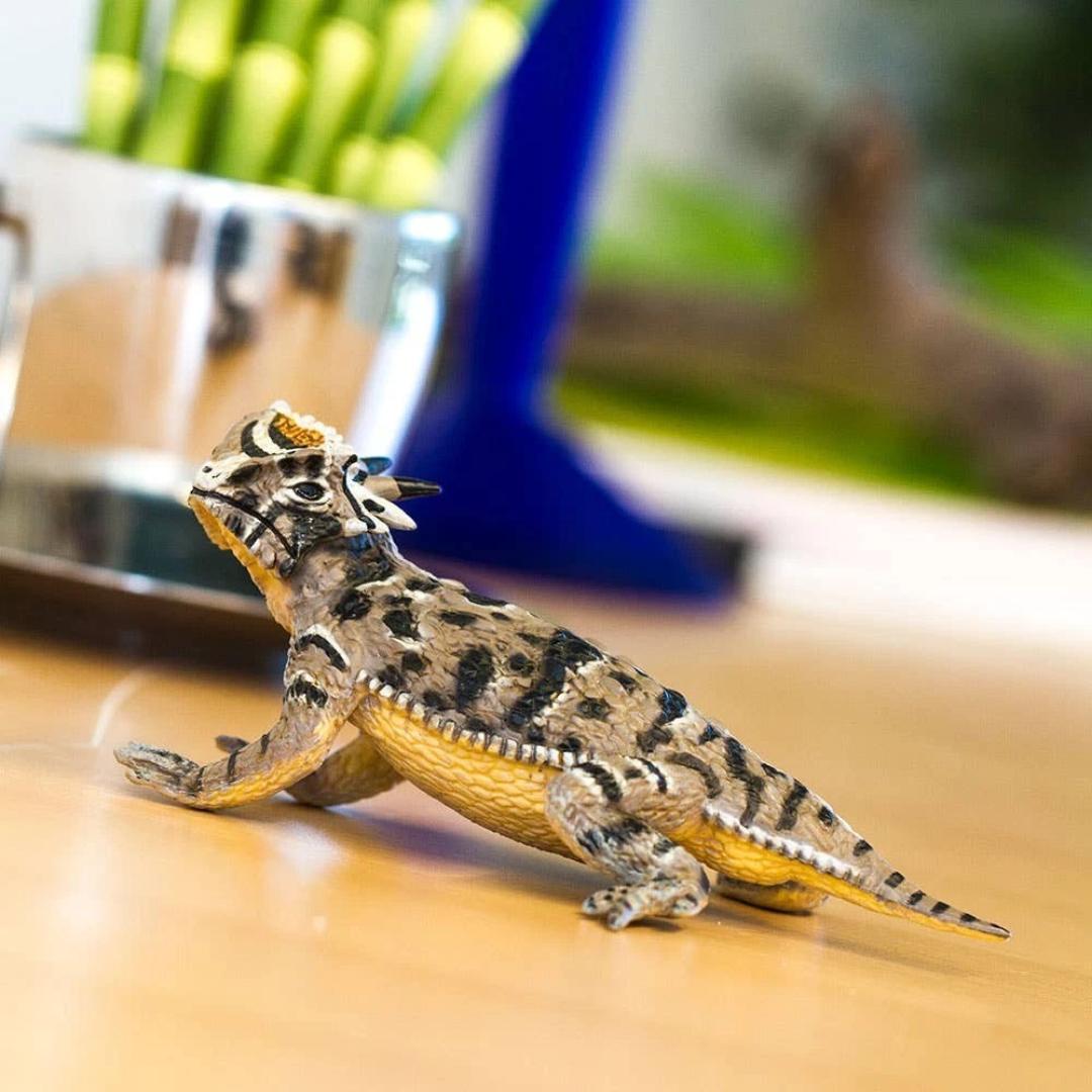 Horned Lizard Figure - Hand Painted & Collectible Toy - Safari Ltd 156605
