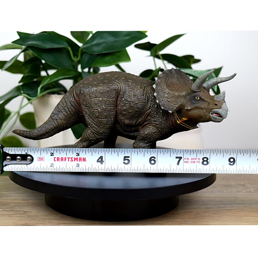 Triceratops Dinosaur Figure - Hand Painted & Collectible Toy - Papo 55002