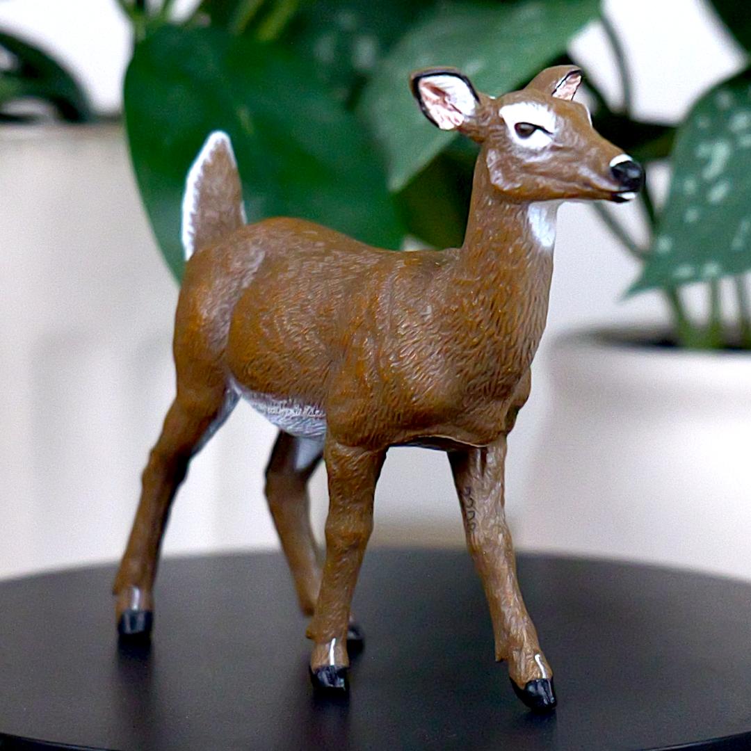 White-Tailed Doe Figure - Hand Painted & Collectible Deer Figurine - Papo 50218