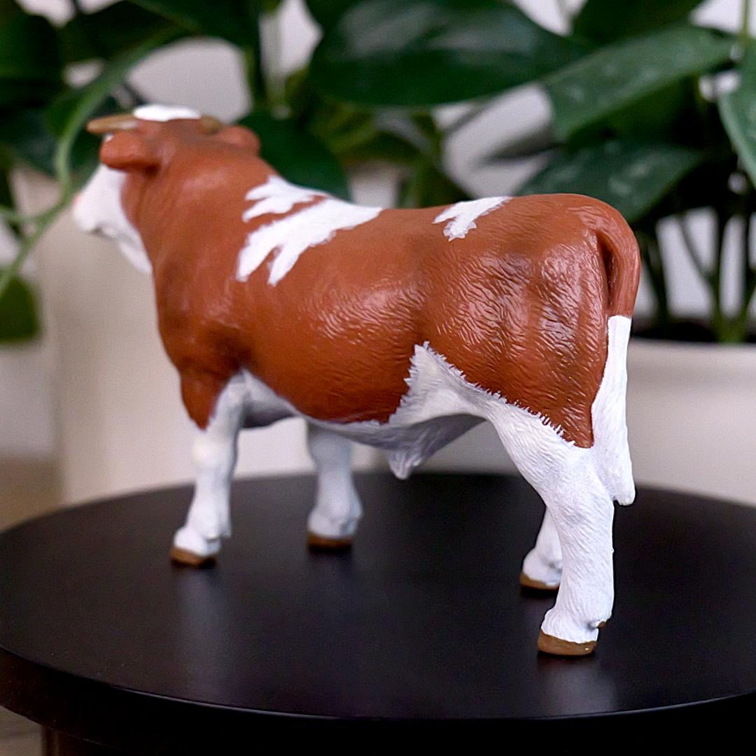 Simmental Bull Figurine - Hand Painted & Collectible Farm Animal Toy Figure - Papo 51142