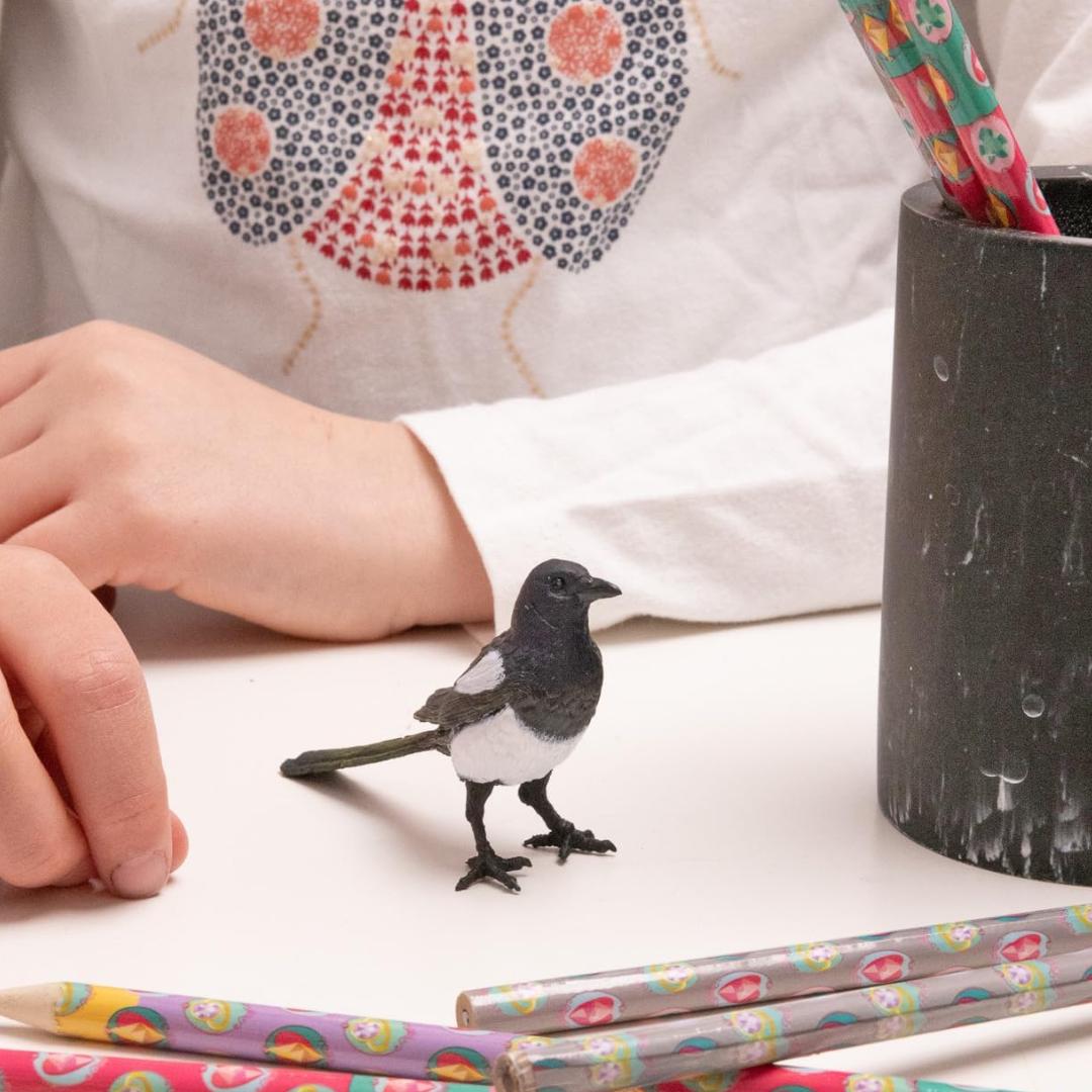 Magpie Figurine - Small Hand Painted Bird Toy Figure - Papo 50286