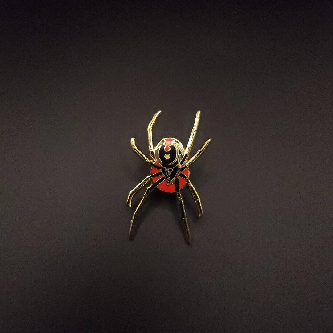 Western Black Widow Enamel Pin - Pinsects