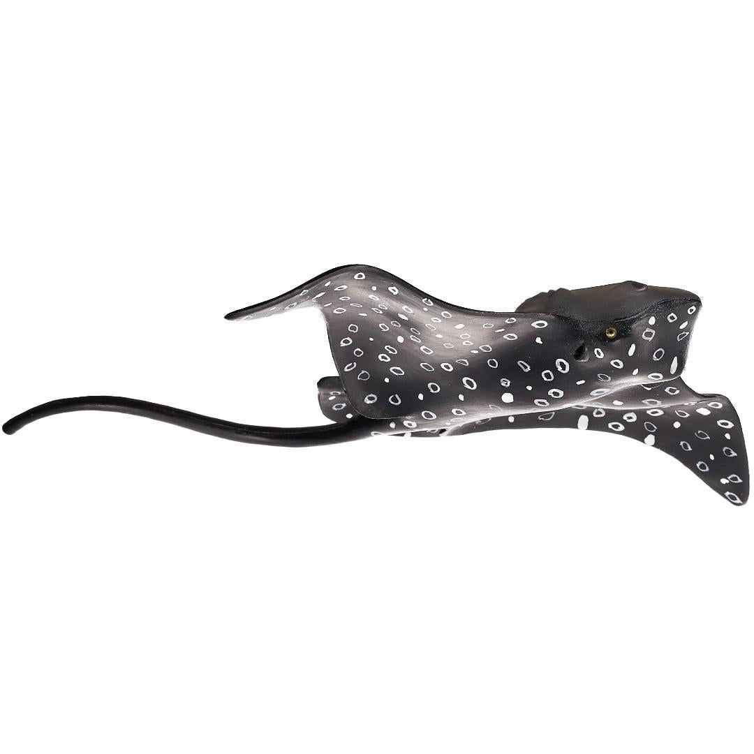 Spotted Eagle Ray - Mojo