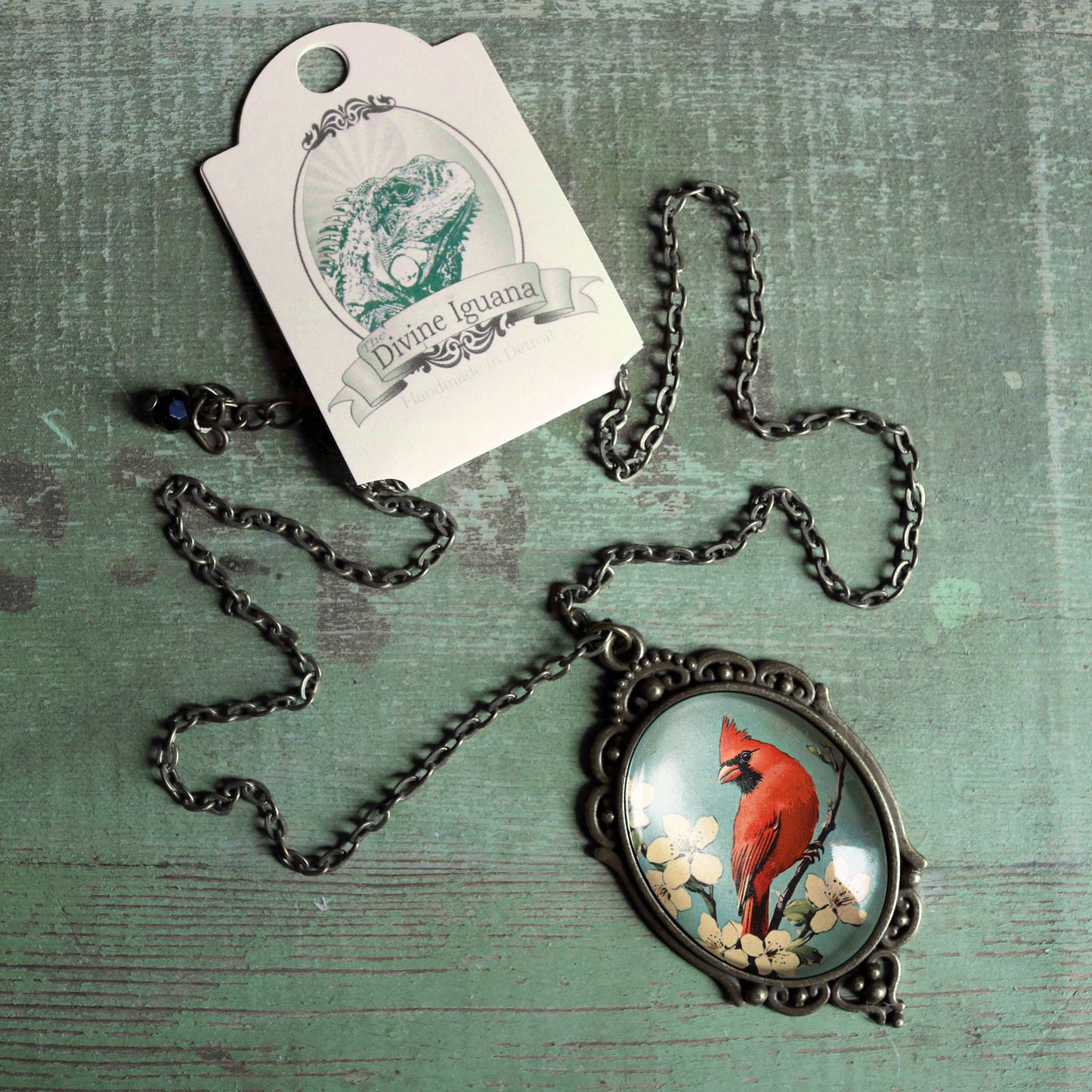 Retro Cardinal Ornate Pendant Necklace - Oval - Glass Cabochon