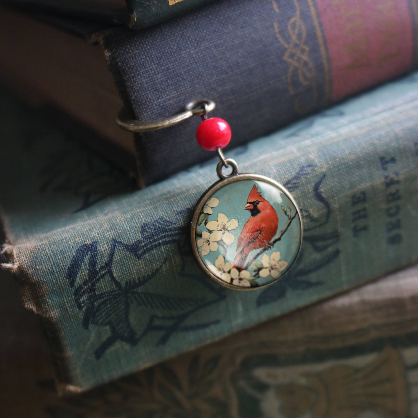 Vintage Cardinal Bookmark - Bronze and Glass Cabochon