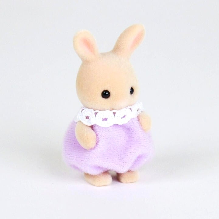 Calico Critters Milk Rabbit Baby - Baking Baby Party Series - Like New