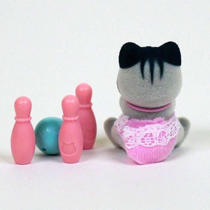 Calico Critters Fisher Cat Baby from the Baby Party Series